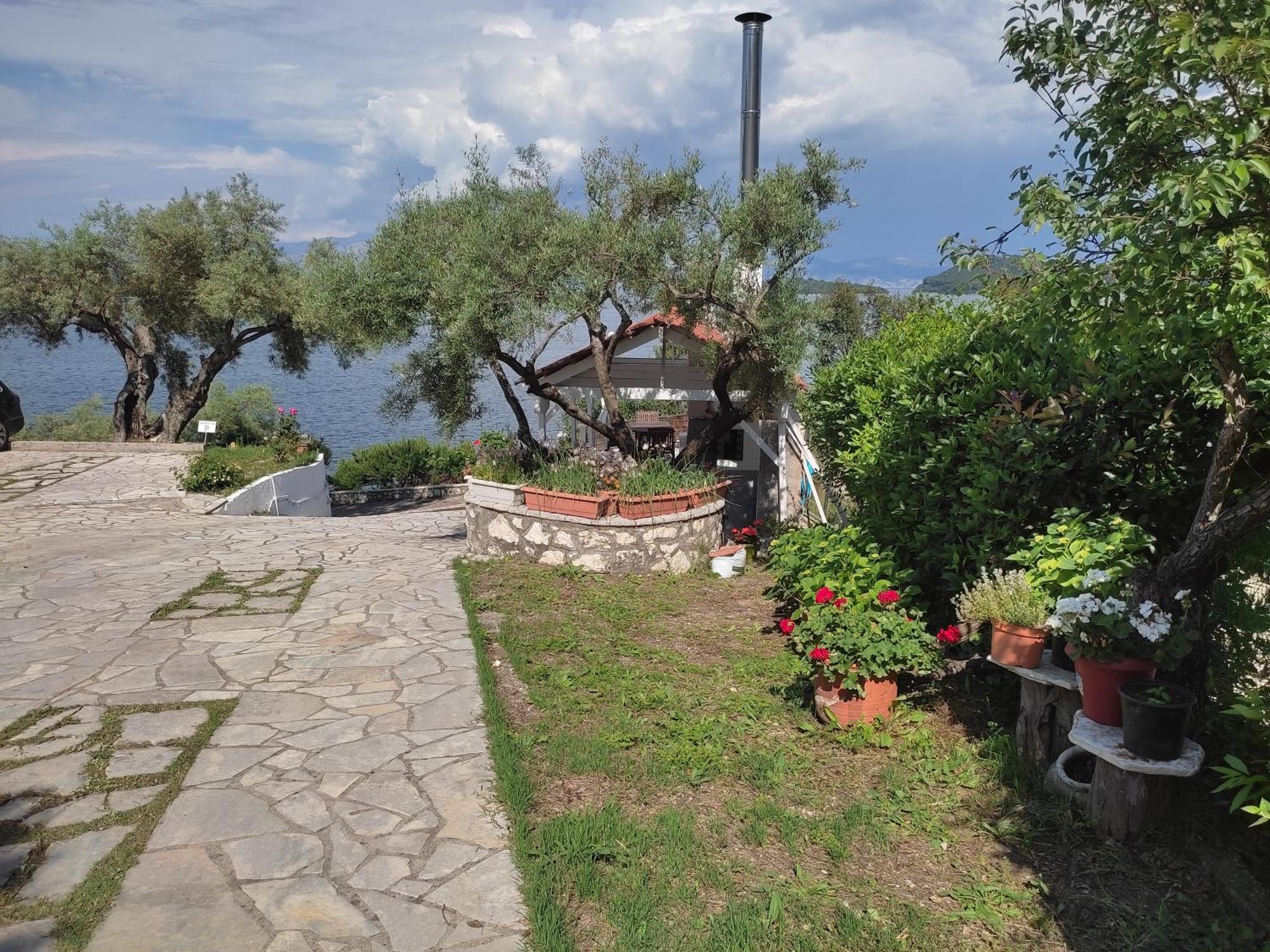 Korakias Seaview Yénion Exterior foto